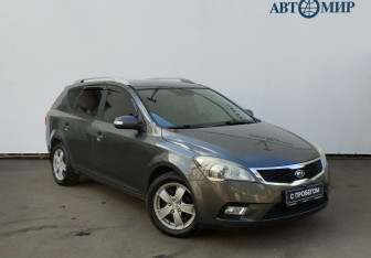 Подержанный автомобиль Kia Ceed Wagon 2011 года (3 фото)