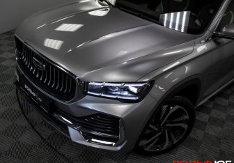 Подержанный автомобиль Geely Monjaro 2023 года (32 фото)