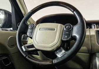 Подержанный автомобиль Land Rover Range Rover 2017 года (15 фото)