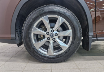 Подержанный автомобиль Lexus RX 2019 года (12 фото)
