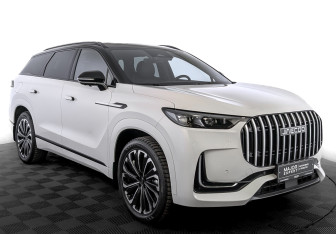 Подержанный автомобиль Jaecoo J8 2024 года (3 фото)