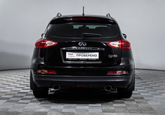 Подержанный автомобиль Infiniti QX50 2013 года (6 фото)