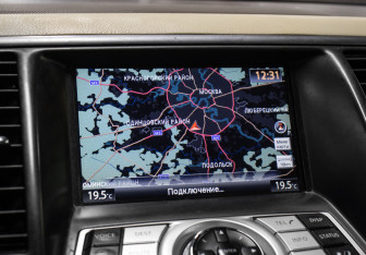 Подержанный автомобиль Nissan Teana 2012 года (19 фото)