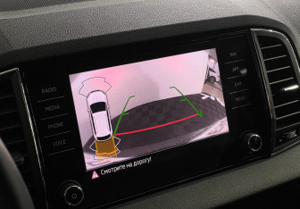 Подержанный автомобиль Skoda Karoq 2022 года (17 фото)