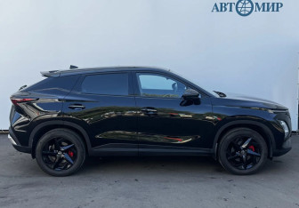 Подержанный автомобиль Omoda C5 2023 года (4 фото)