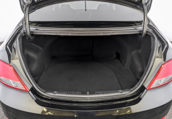 Подержанный автомобиль Hyundai Solaris Sedan 2016 года (10 фото)