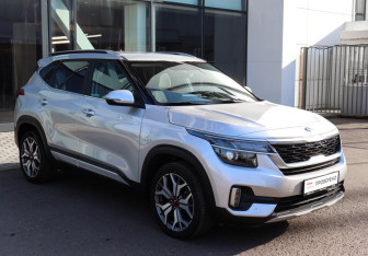 Подержанный автомобиль Kia Seltos 2021 года (3 фото)