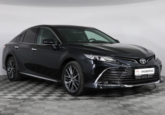 Подержанный автомобиль Toyota Camry Sedan 2023 года (3 фото)