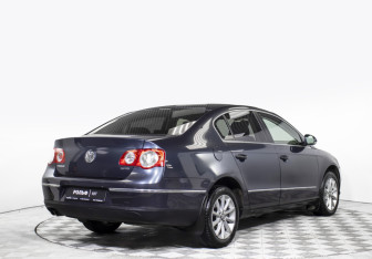 Подержанный автомобиль Volkswagen Passat Sedan 2007 года (5 фото)