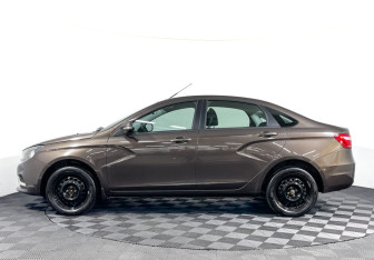Подержанный автомобиль LADA (ВАЗ) Vesta Sedan 2018 года (8 фото)