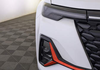 Подержанный автомобиль Changan CS35PLUS 2024 года (11 фото)