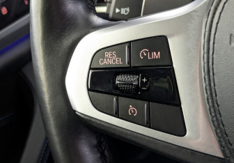 Подержанный автомобиль BMW X3 2020 года (29 фото)