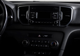 Подержанный автомобиль Kia Sportage 2017 года (14 фото)