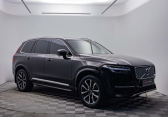 Подержанный автомобиль Volvo XC90 2015 года (3 фото)