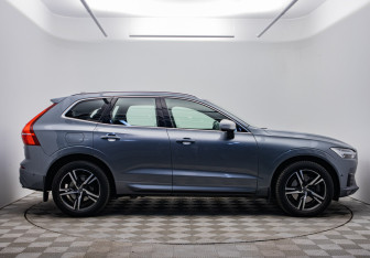 Подержанный автомобиль Volvo XC60 2019 года (4 фото)