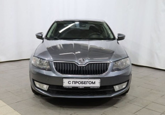 Подержанный автомобиль Skoda Octavia Liftback 2014 года (2 фото)