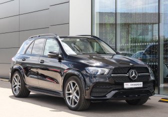 Подержанный автомобиль Mercedes-Benz GLE 2021 года (3 фото)