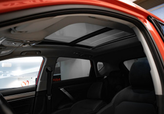 Подержанный автомобиль Geely Coolray 2020 года (28 фото)