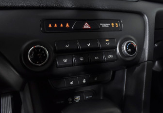 Подержанный автомобиль Kia Sportage 2017 года (14 фото)