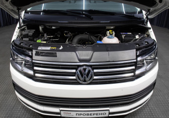 Подержанный автомобиль Volkswagen Caravelle 2019 года (9 фото)