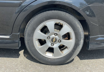 Подержанный автомобиль Chevrolet Lacetti Sedan 2008 года (12 фото)