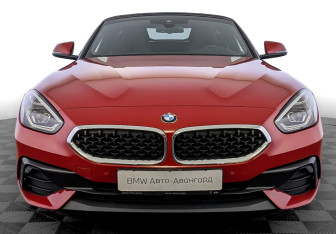 Подержанный автомобиль BMW Z4 Roadster 2019 года (2 фото)