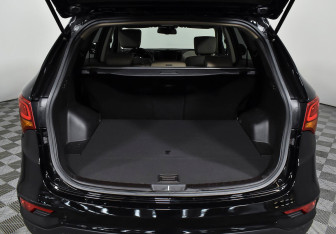 Подержанный автомобиль Hyundai Santa Fe 2015 года (19 фото)