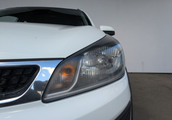 Подержанный автомобиль Kia Rio Hatchback 2018 года (11 фото)