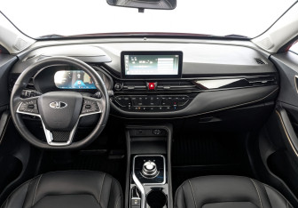 Подержанный автомобиль Москвич 3е 2023 года (14 фото)