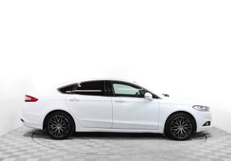 Подержанный автомобиль Ford Mondeo Sedan 2016 года (4 фото)