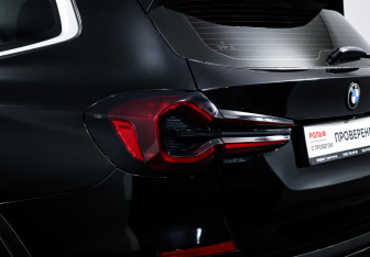 Подержанный автомобиль BMW X3 2021 года (17 фото)