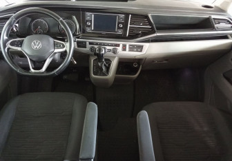 Подержанный автомобиль Volkswagen Caravelle 2020 года (9 фото)