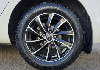 Подержанный автомобиль Skoda Octavia Liftback 2014 года (20 фото)