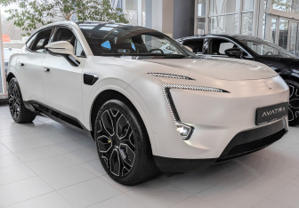 Новый Avatr 11 2025 (4 фото)