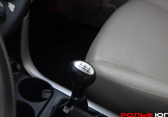 Подержанный автомобиль Lifan X60 2013 года (15 фото)