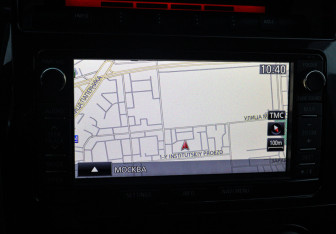 Подержанный автомобиль Mitsubishi Pajero 2015 года (13 фото)