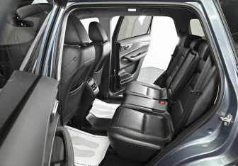 Подержанный автомобиль Chery Tiggo 8 2021 года (14 фото)