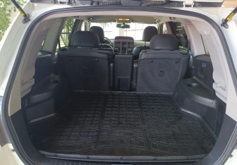 Подержанный автомобиль Toyota Highlander 2012 года (16 фото)