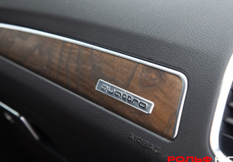 Подержанный автомобиль Audi Q5 2012 года (18 фото)