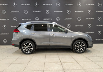 Подержанный автомобиль Nissan X-Trail 2019 года (4 фото)