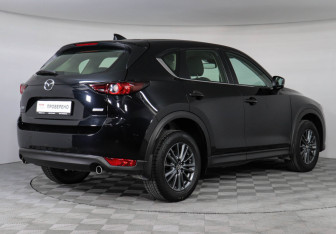 Подержанный автомобиль Mazda CX-5 2019 года (5 фото)