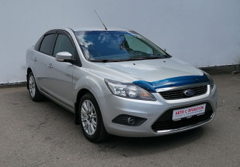 Подержанный автомобиль Ford Focus Sedan 2010 года (3 фото)
