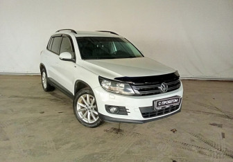 Подержанный автомобиль Volkswagen Tiguan 2015 года (3 фото)