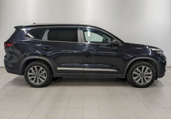 Подержанный автомобиль Chery Tiggo 8 2021 года (4 фото)