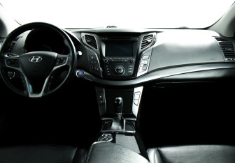 Подержанный автомобиль Hyundai i40 Wagon 2016 года (9 фото)