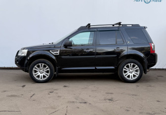 Подержанный автомобиль Land Rover Freelander 2010 года (8 фото)