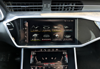 Подержанный автомобиль Audi A6 Sedan 2020 года (13 фото)