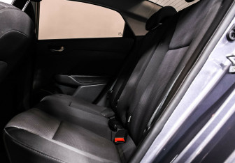 Подержанный автомобиль Hyundai Solaris Sedan 2018 года (11 фото)