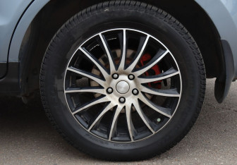 Подержанный автомобиль Hyundai Santa Fe 2007 года (9 фото)