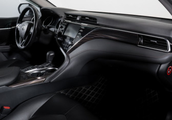 Подержанный автомобиль Toyota Camry Sedan 2019 года (9 фото)